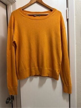Everlane Crewneck Sweater in Mustard
